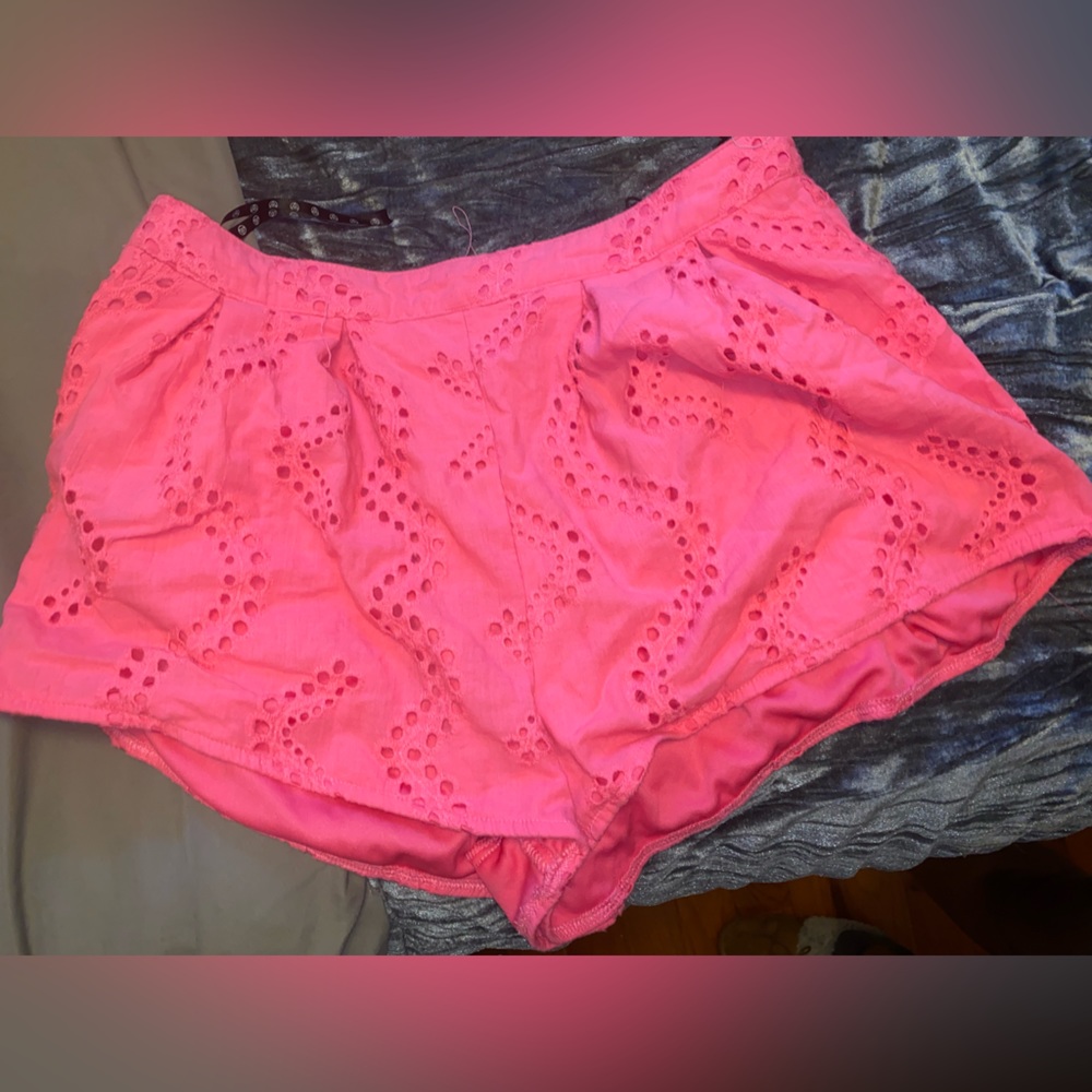 Two piece set - Picture 2 of 2